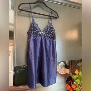 Blue vintage night dress size small